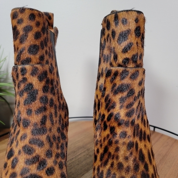 Veronica Beard Landon Calf Hair Leopard Print Booties Cone Heel Size 40.5 - Picture 10 of 17
